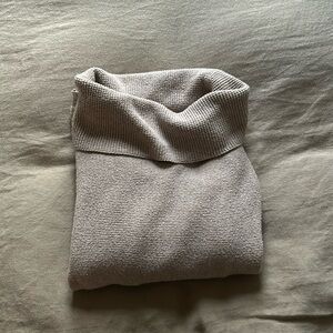 ✨ CROPPED COWL NECK SWEATER SZ S